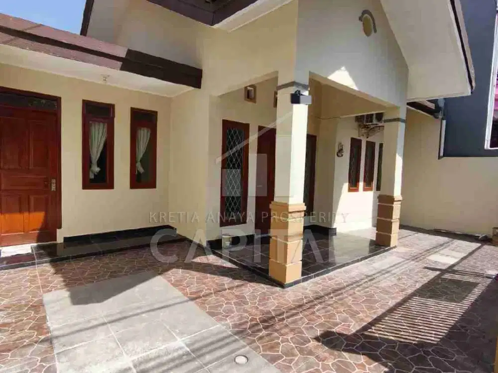 JUAL CEPAT — RUMAH STRATEGIS TKI 3 (TAMAN KOPO INDAH)