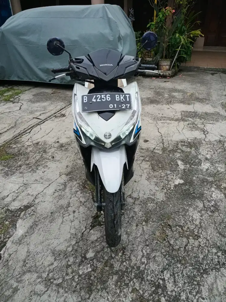 Vario 125 cc led old