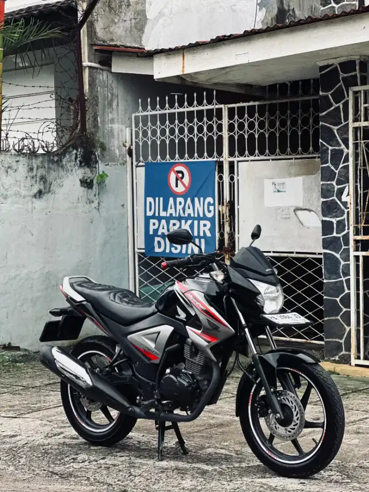 Honda Megapro Mono 2013