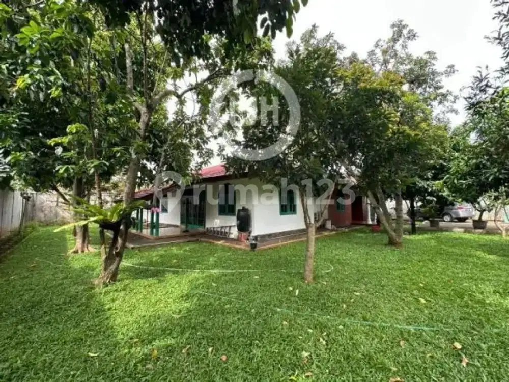 Disewakan Murah Rumah Halaman Luas di Bojongsari Depok