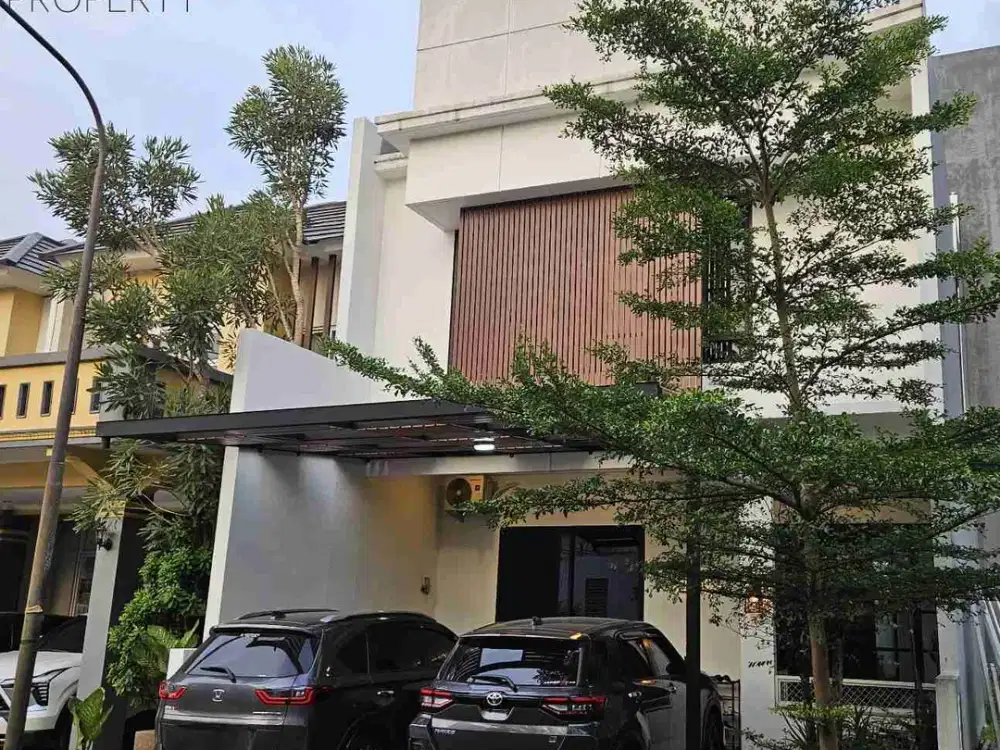 Jual Rumah Tiga Lantai di Legenda Wisata Cibubur.