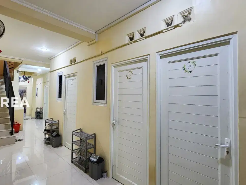 DIJUAL RUMAH KOST MURAH DEKAT KAMPUS UNS SOLO