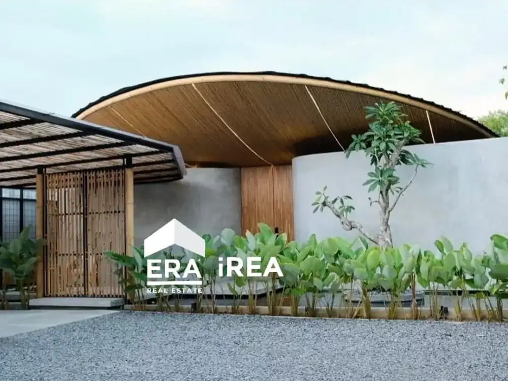 RUMAH MEWAH DIJUAL DI COLOMADU DEKAT DE TJOLOMADOE