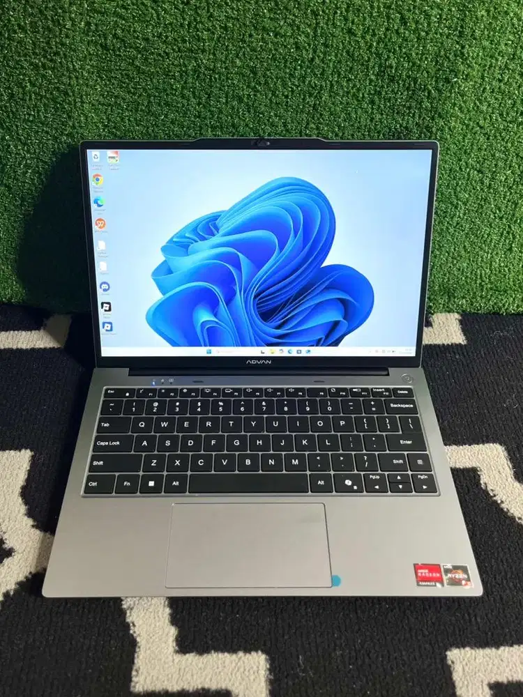 LAPTOP ADVAN 1601 SECOND BERGARANSI