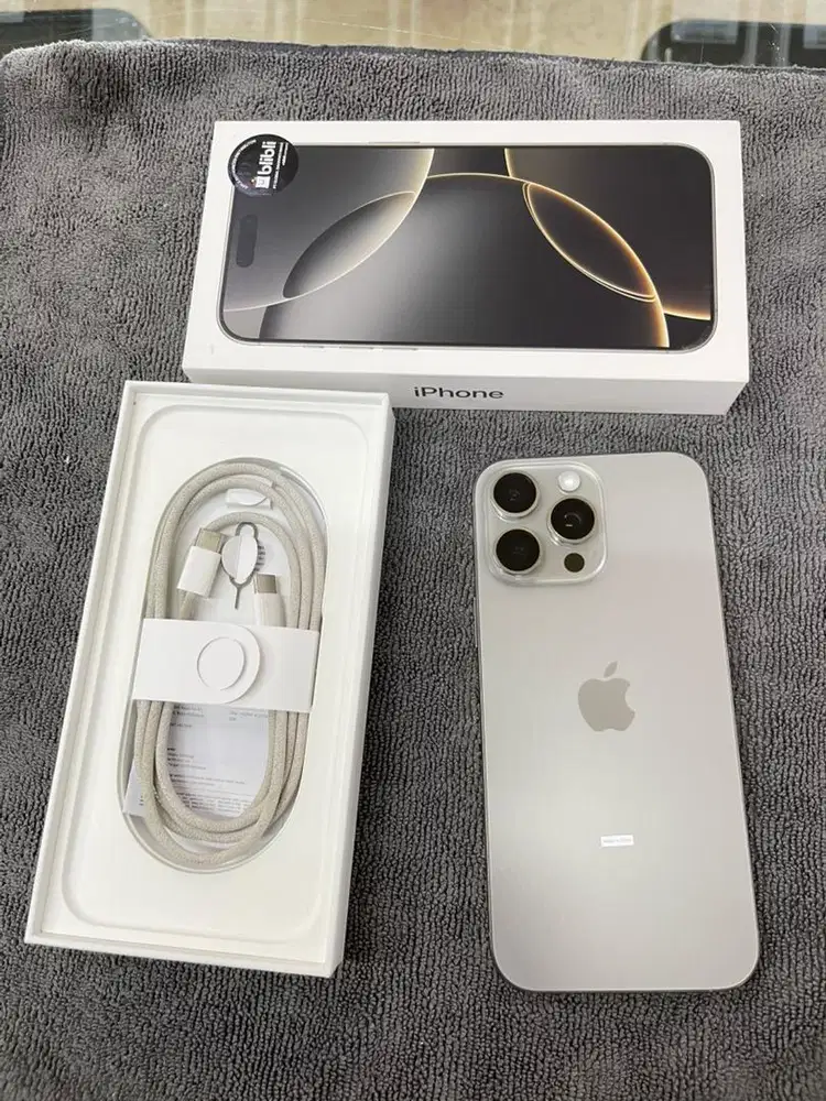 Iphone 16pro max 256 Natural Resmi On 23/09/2026 Bh98% fullset