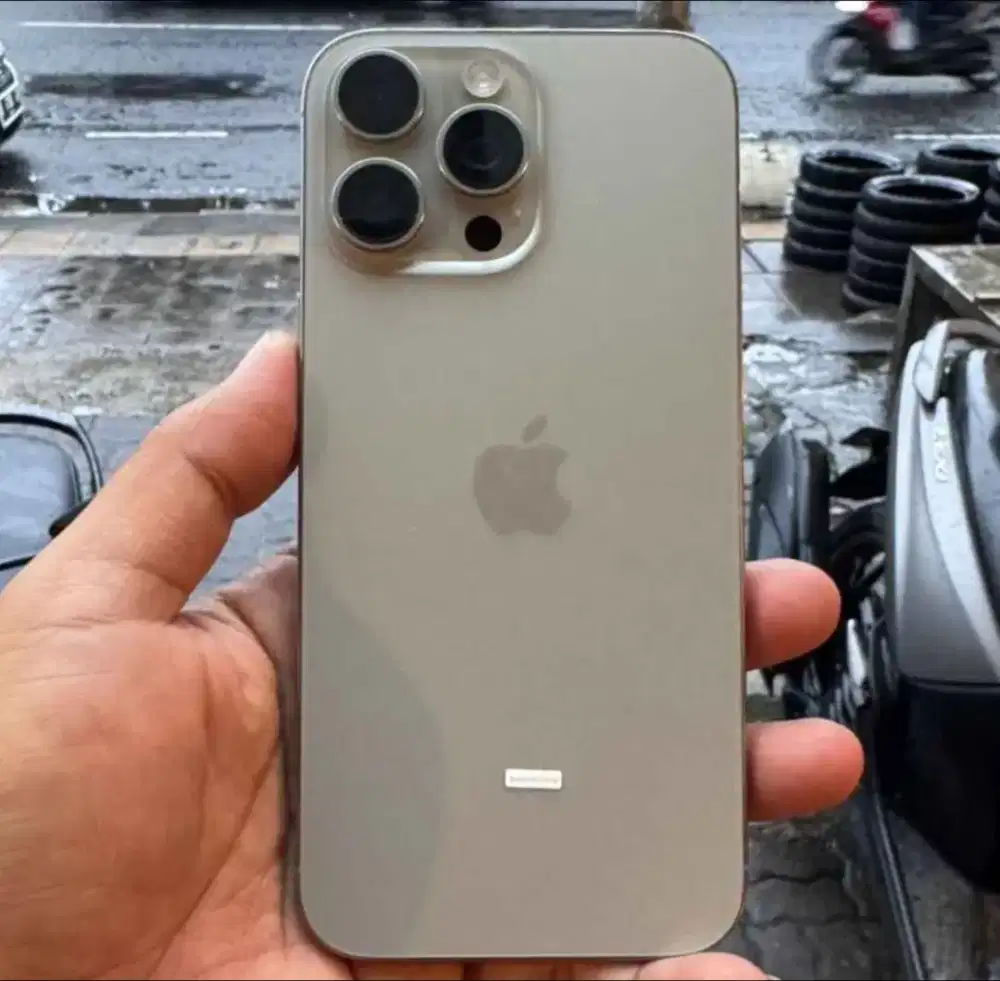 Iphone 16 Pro Max 512GB Natural LIKE NEW Resmi Juli 2026 BH 100 Fs ORI