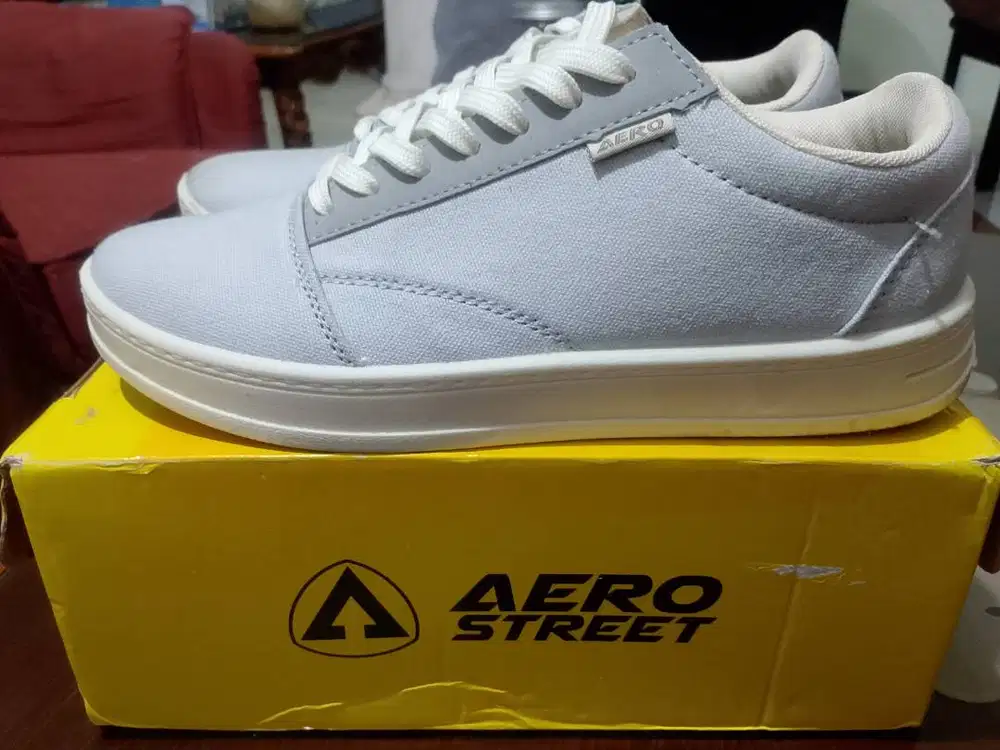 Sepatu pria AEROSTREET MASSIVE Basic 2.0 (Sepatu Sneakers Casual)