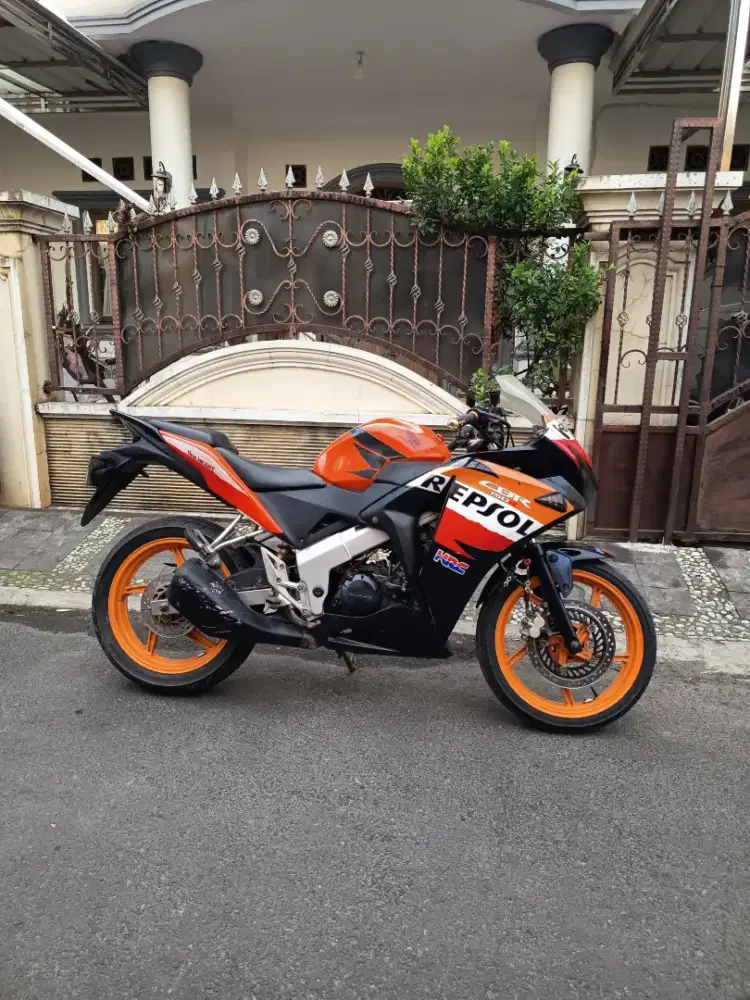 Honda CBR 2012 CBU 150