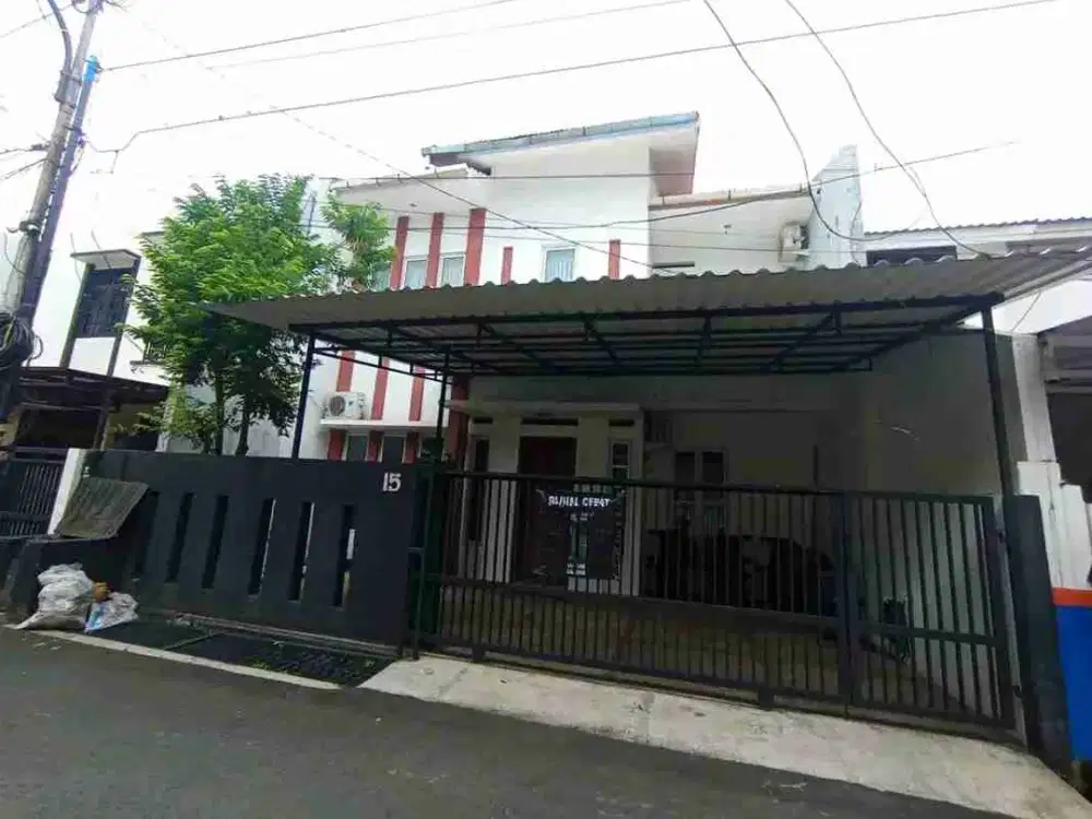 Rumah 2 lantai siap huni di Rawamangun Jakarta Timur