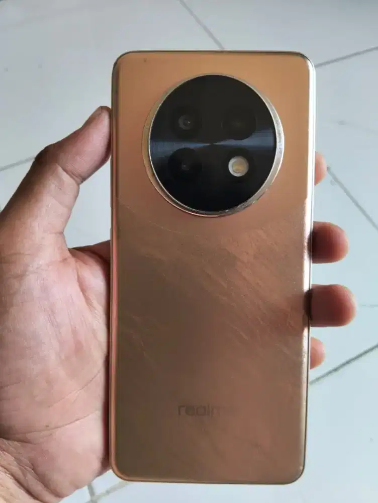 REALME 13+ 5G RAM 12/256 GB , DUS ADA , CASAN GA ADA,MINUS SESUAI FOTO