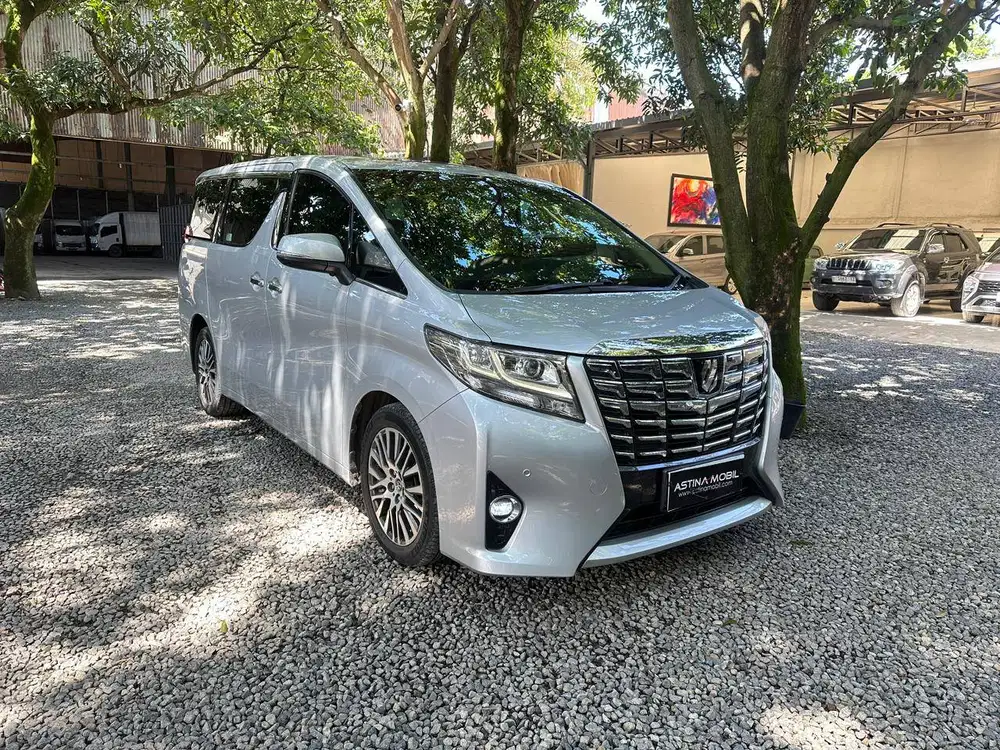 UNIT ISTIMEWA KM RENDAH TOYOTA ALPHARD 2.5 G AT MATIC 2016