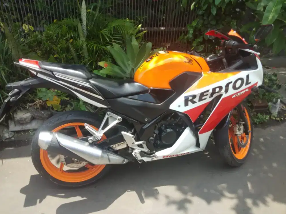 CBR 150R 2015 istw