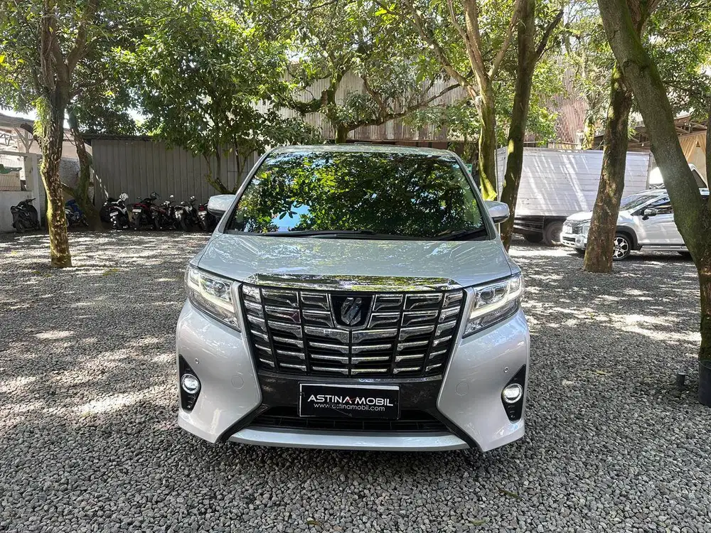 UNIT ISTIMEWA KM RENDAH TOYOTA ALPHARD 2.5 G AT MATIC 2016