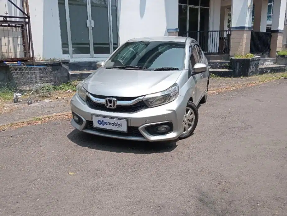 Pajak Panjang - HONDA Brio Satya 1.2 E Bensin A/T 2019 ABU-ABU