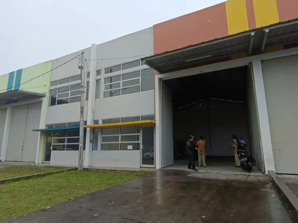 Gudang kamal bisnis center dekat airport soekarno hatta dan pik