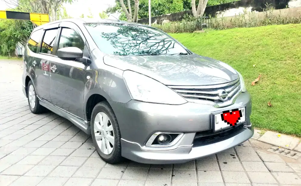 ISTIMEWA Grand Livina 1.5 XV HWS Matic 2013/2014 KIM
