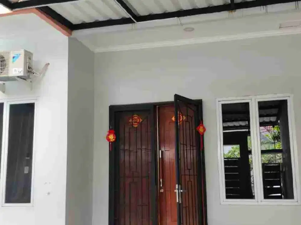 BU! Rumah Luas 3 Lantai di Gading Serpong Sektor 7A - Lokasi Strategis