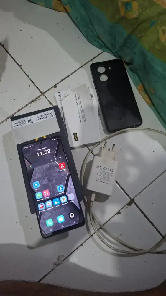 Jual HP iqoo z7x 8/128 fullset
