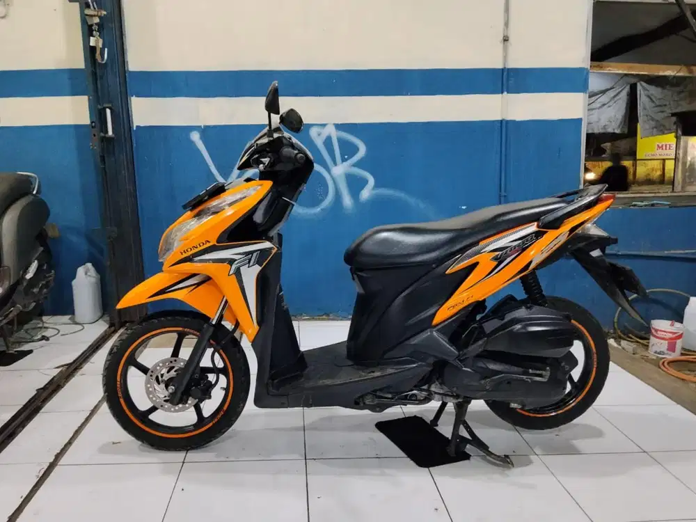 (Jual) Honda vario old 125cc 2012 spesial edition siap pakai