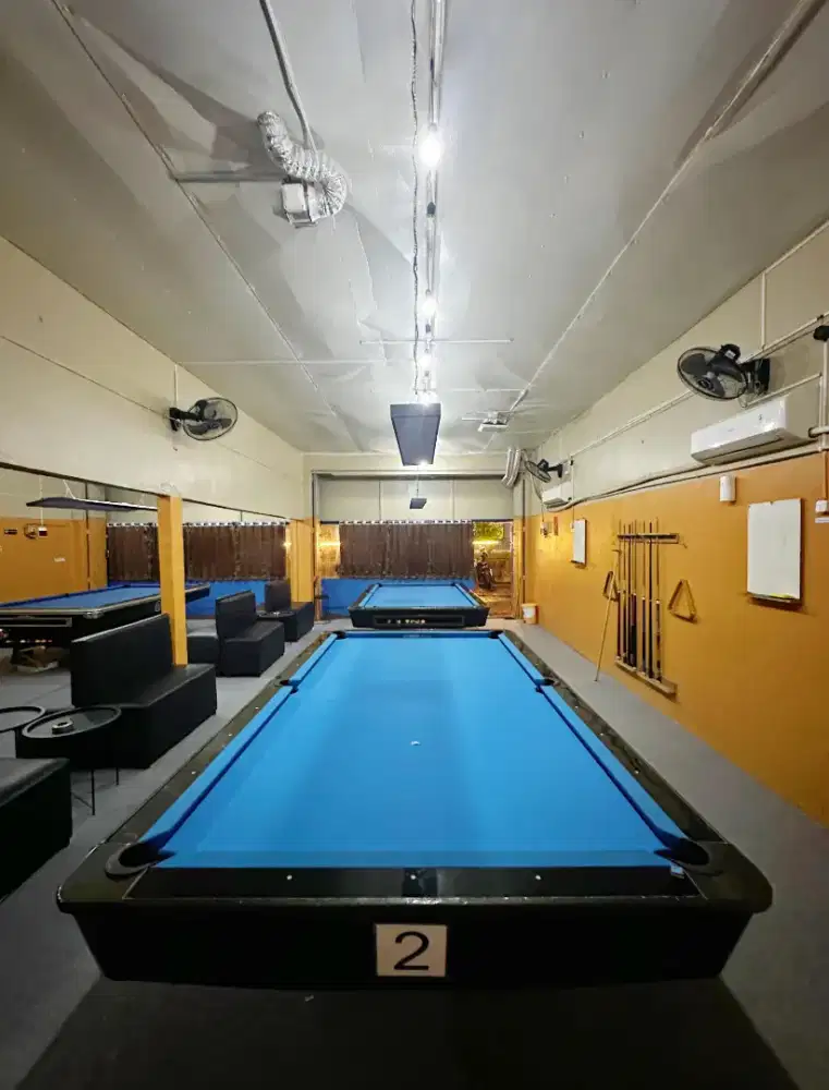 Penjaga Billiard