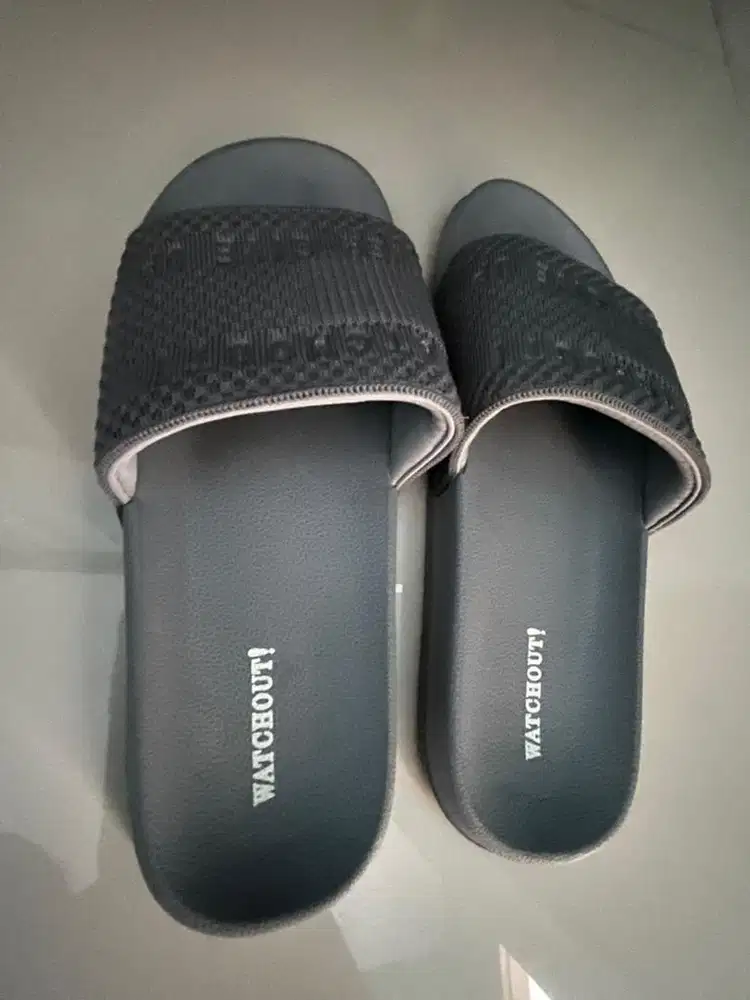 Sandal pria watchout