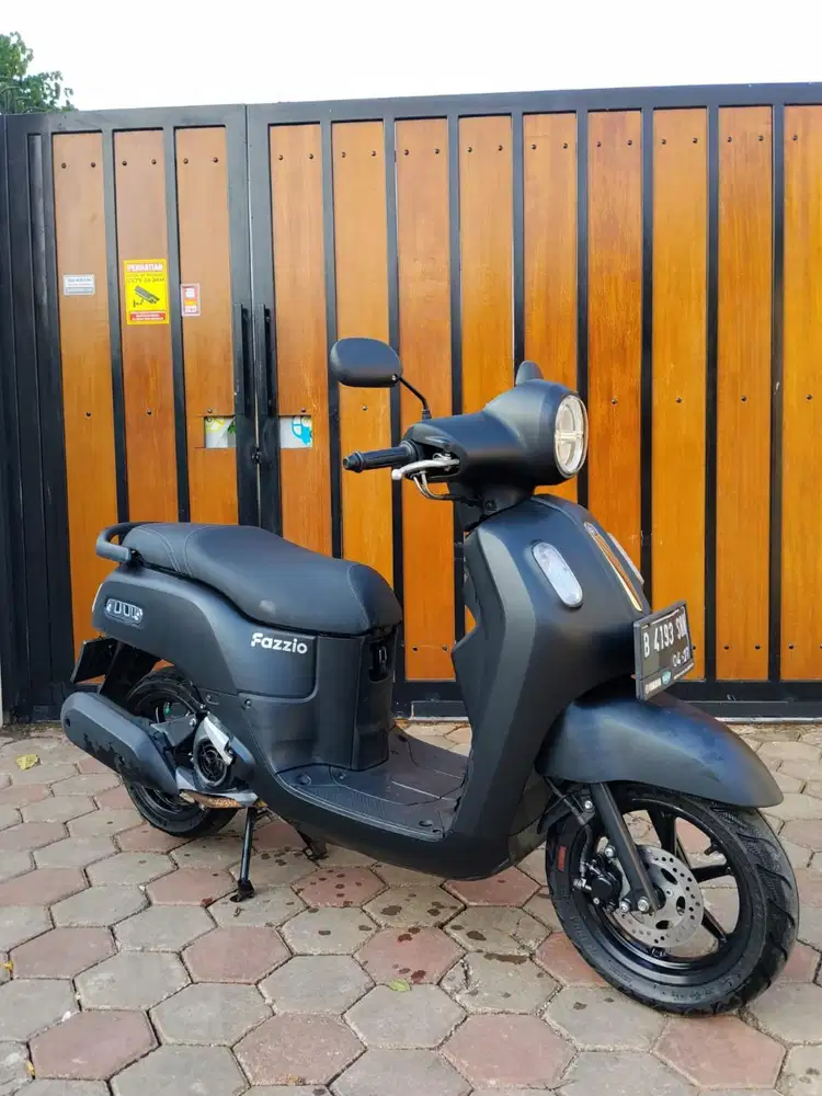 (2) Yamaha Fazzio lux hyberid 2022