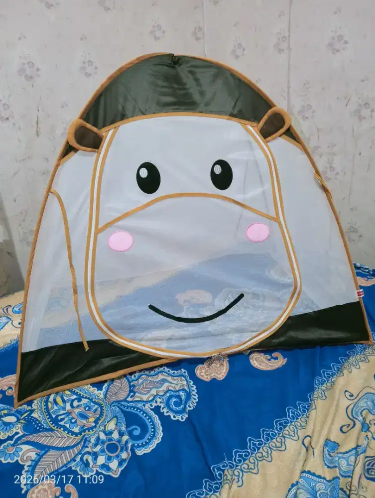 kursi makan bayi gendongan dan kelambu