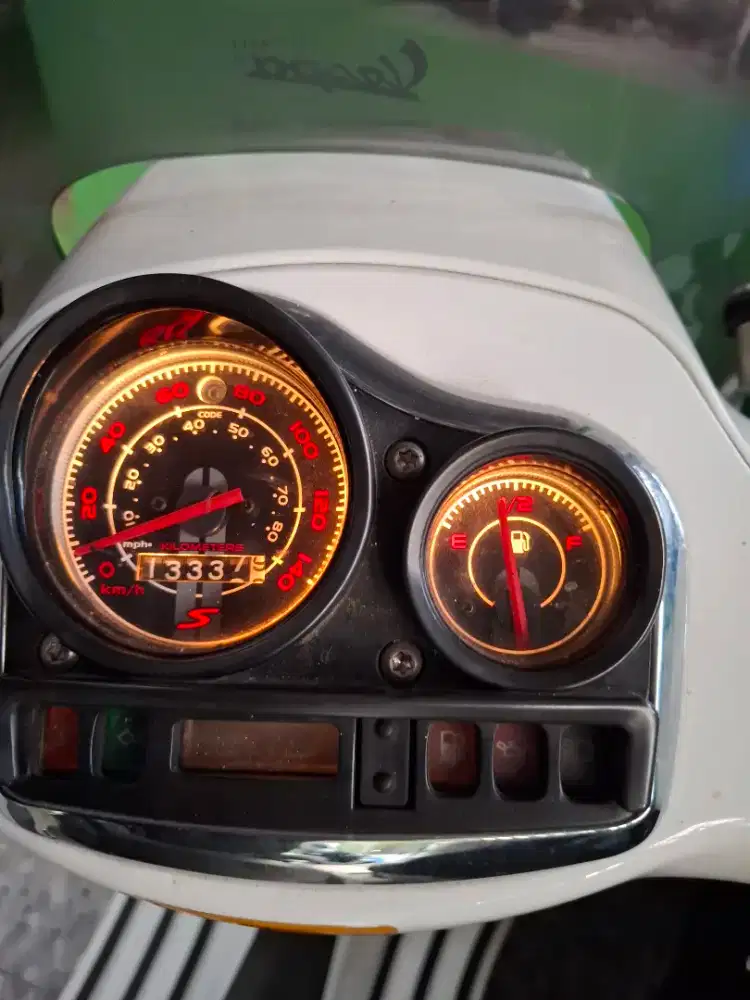 Vespa Piagio S 3V tahun 2013