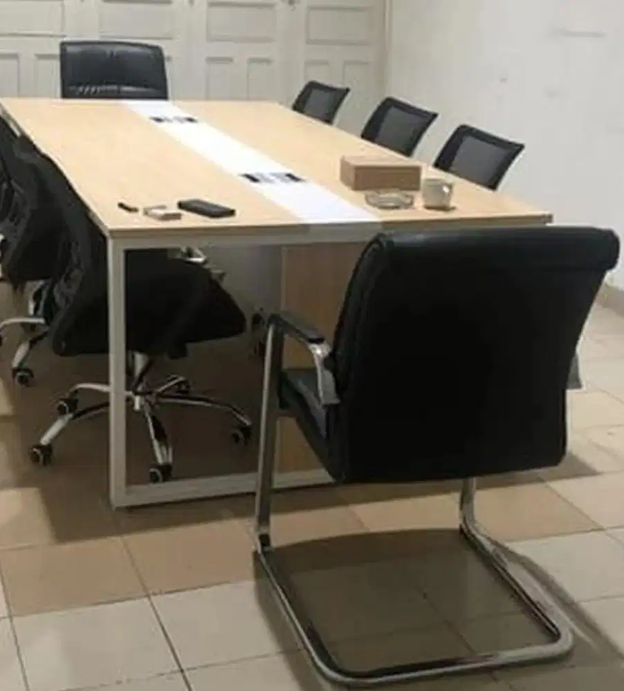 Dijual Cepat Meja Meeting kantor bagus