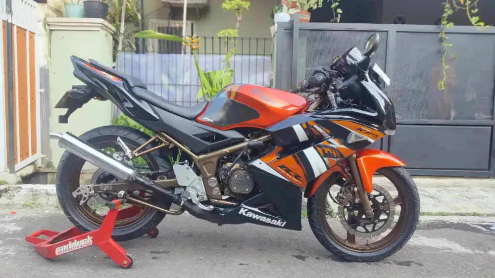 Dijual motor Ninja RR 2014