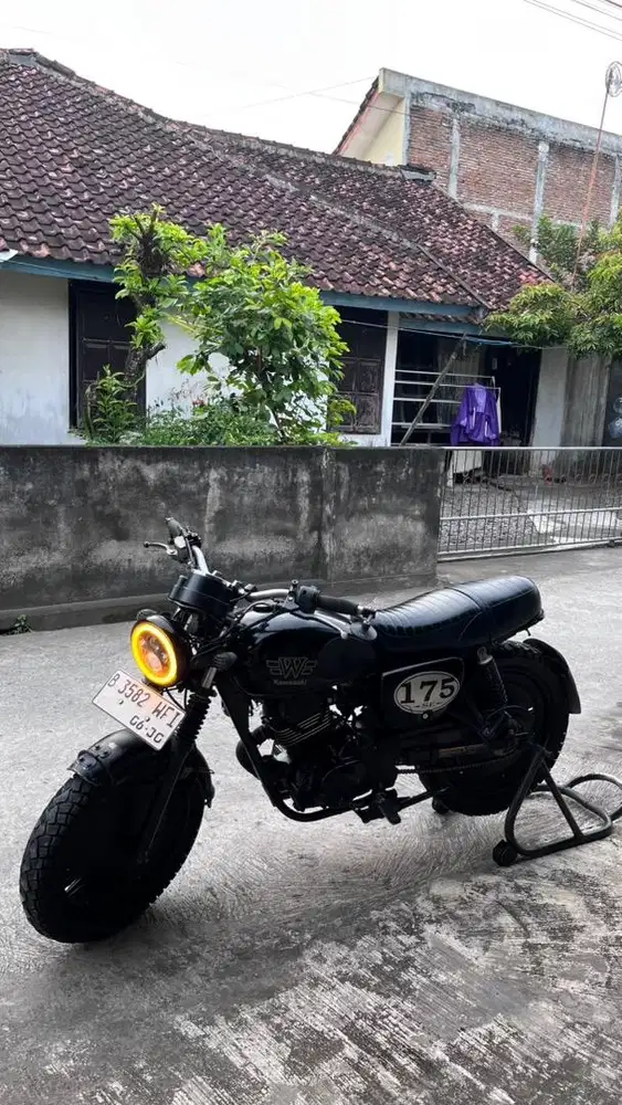 motor kawasaki W175