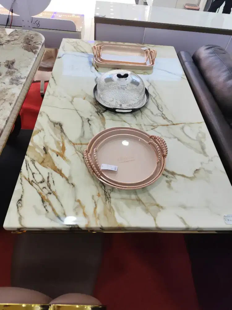 KREDIT MEJA MAKAN HANYA 15 RBAN PERHARI PAKAI HOME CREDIT