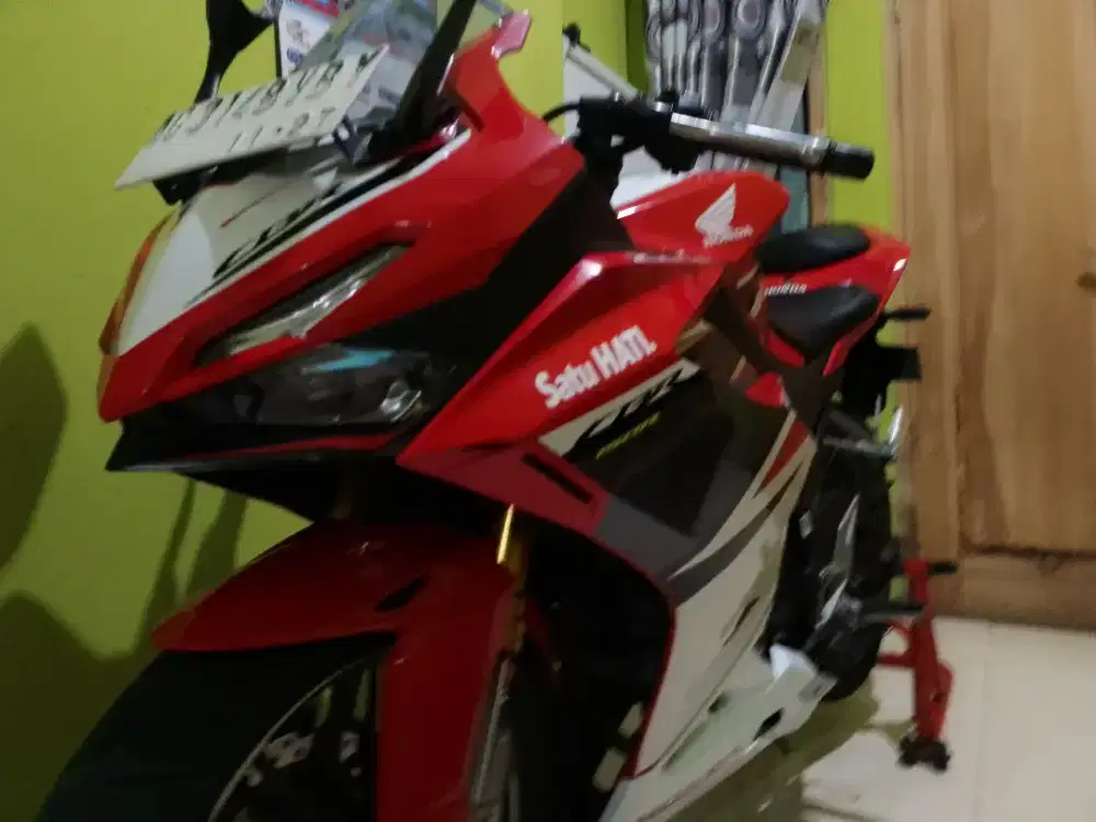 CBR 150R. Tahun 2022