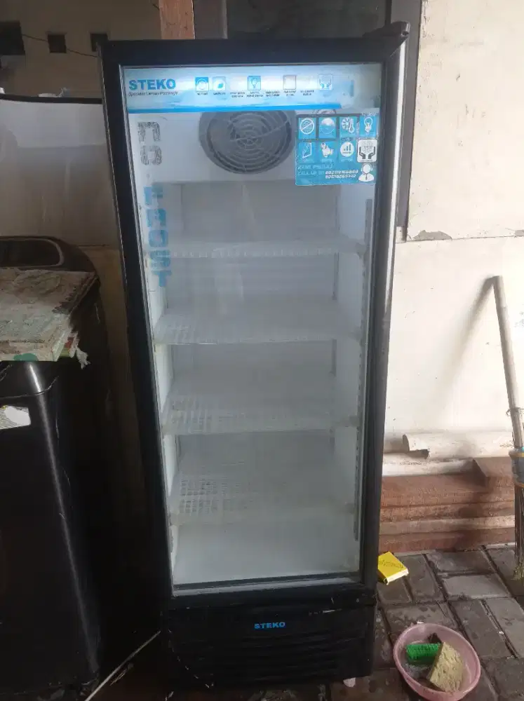 Showcase steko 4 rak