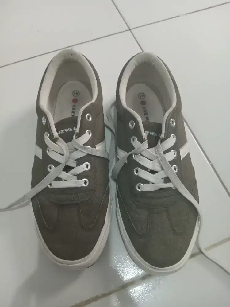 Sepatu Airwalk Asli