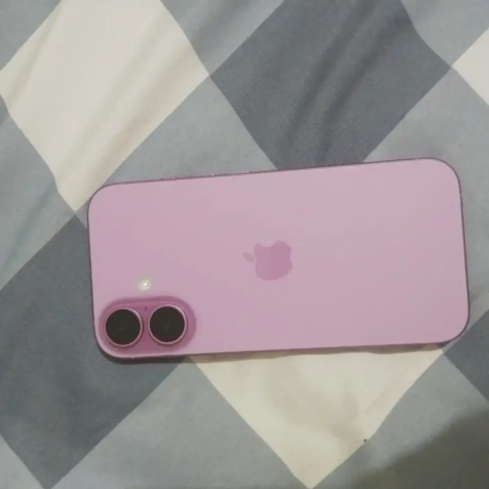 IPhone 16 pink ibox