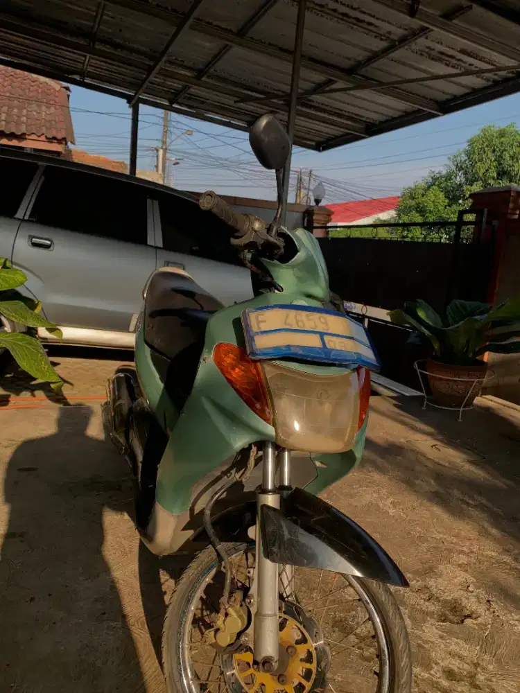 Jual Yamaha Nouvo 2002