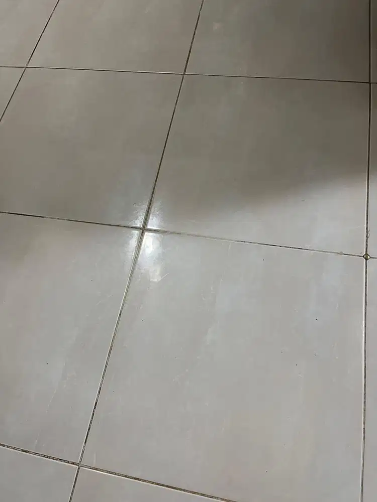 Dibutukan pengasuh anak pulang pergi