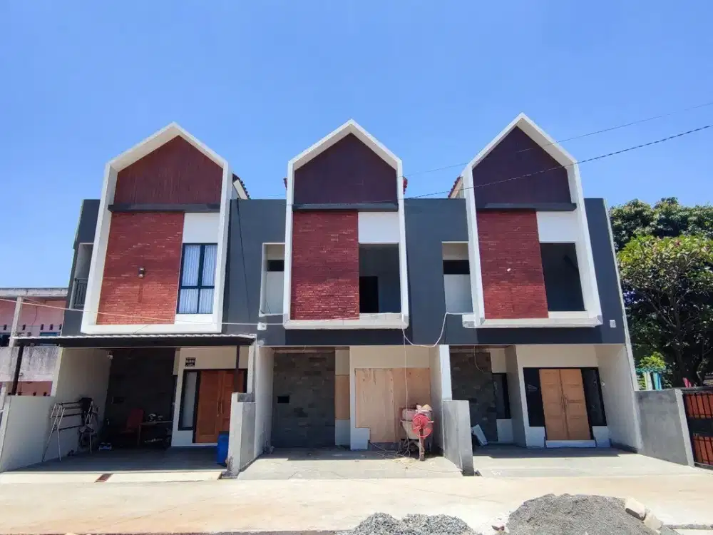 Rumah CLUSTER SIAP HUNI Dekat Palem Kartika & Tol Bambu Apus Jakarta Timur