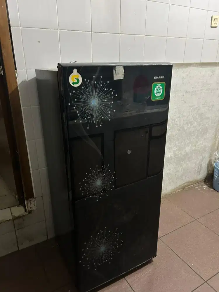 [DIJUAL] Kulkas 1 Pintu Sharp Shine Magneglass SJ-X197MG-DB