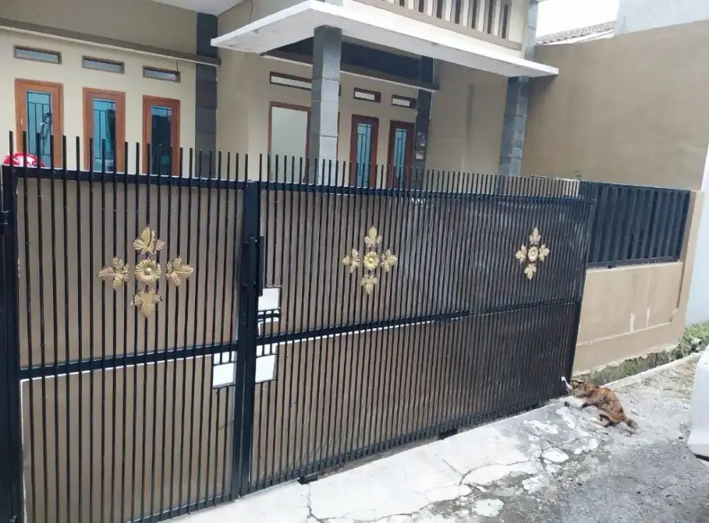 DISEWAKAN RUMAH ASRI SIAP HUNI