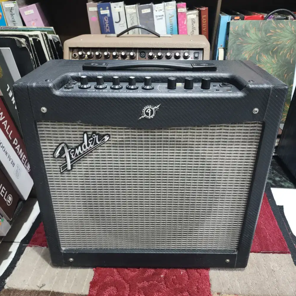 Ampli Fender Mustang 2