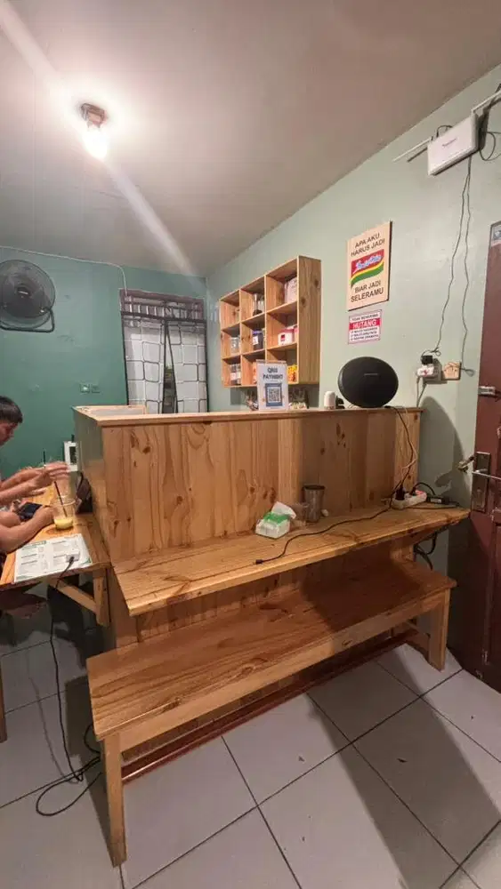 Etalase Kayu Meja Warung Warkop Kedai