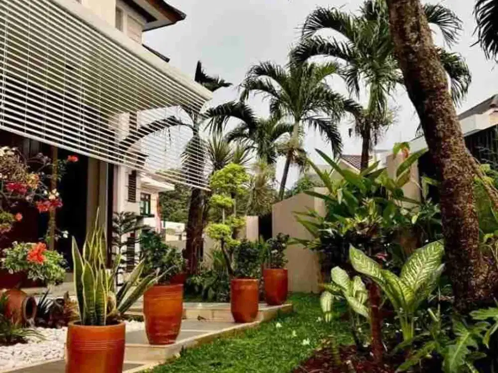 Rumah Hoek Mewah Siap Huni di Mandar Bintaro Jaya – LT 285, Semi Furnished, Bebas Banjir