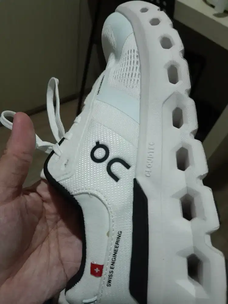 Sepatu OC masih baru