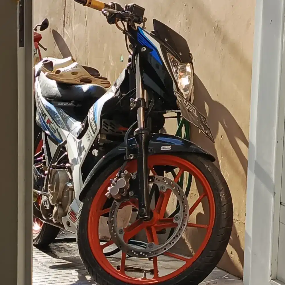 Satria fu 2015 suzuki