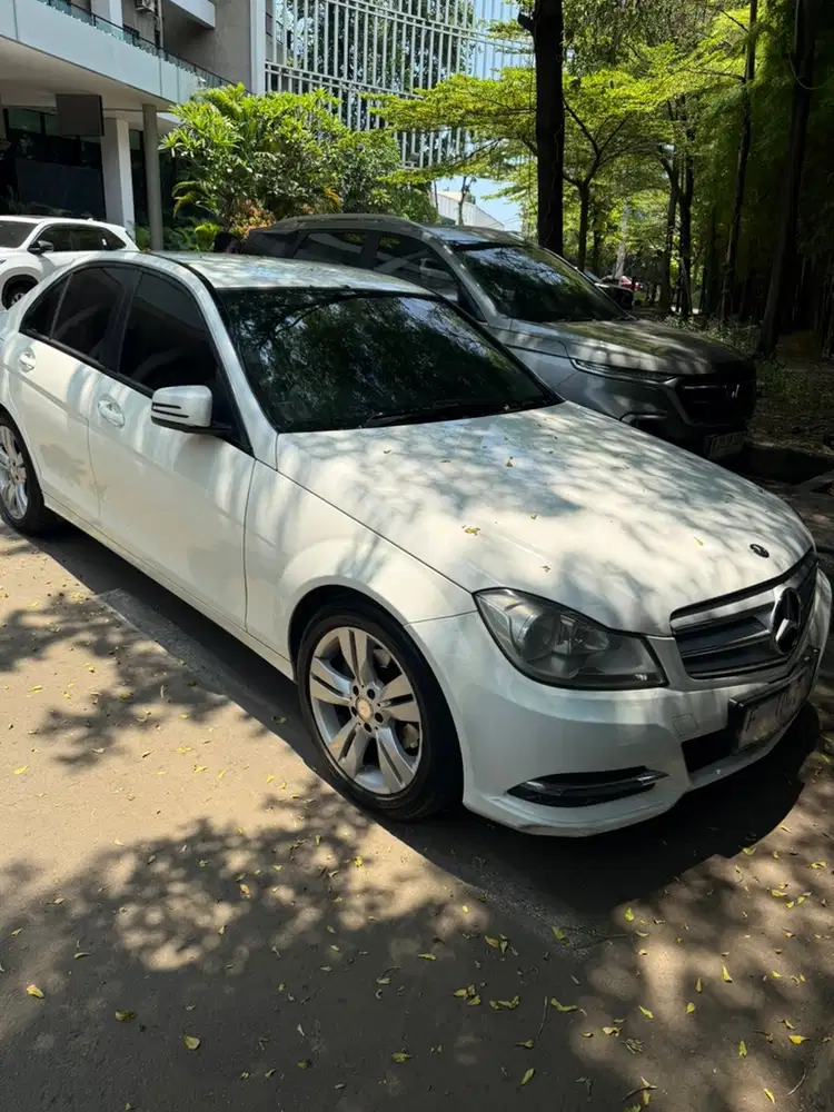 Mercedes-Benz C200 2013 Bensin