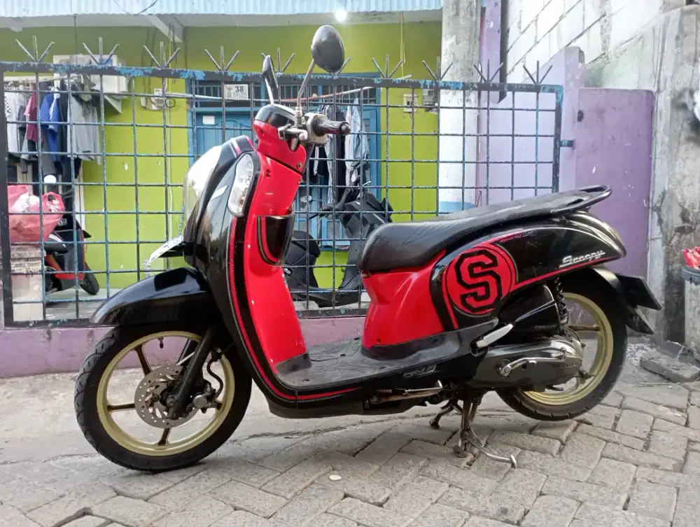 Honda Scoopy 110fi   2014 pajak panjng