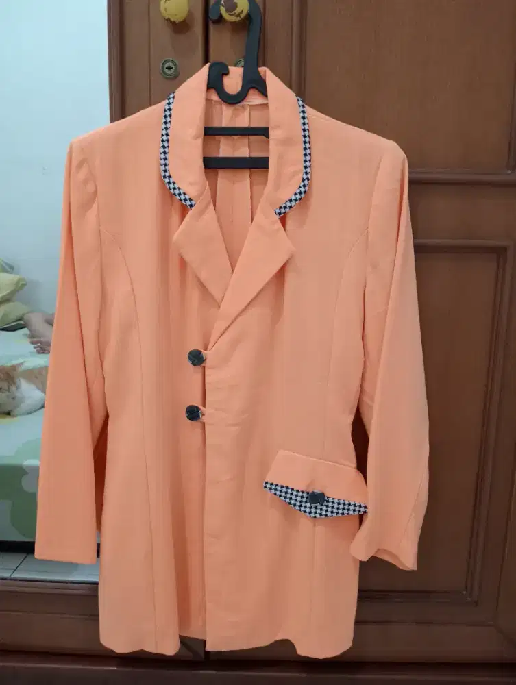 PRELOVED BLAZER WANITA
