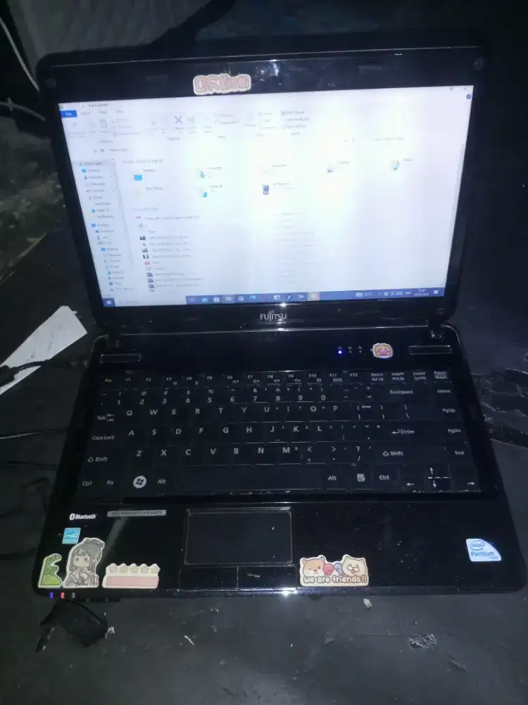 Laptop Fujitsu no minus